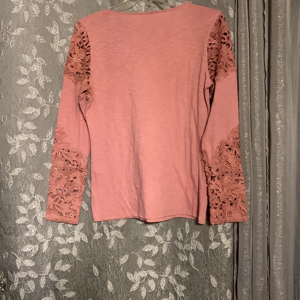 Sexy mauve top - Picture 2 of 3
